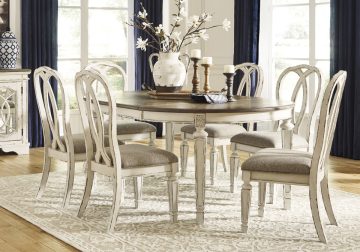 Realyn Chipped White 5pc Oval Dining Set