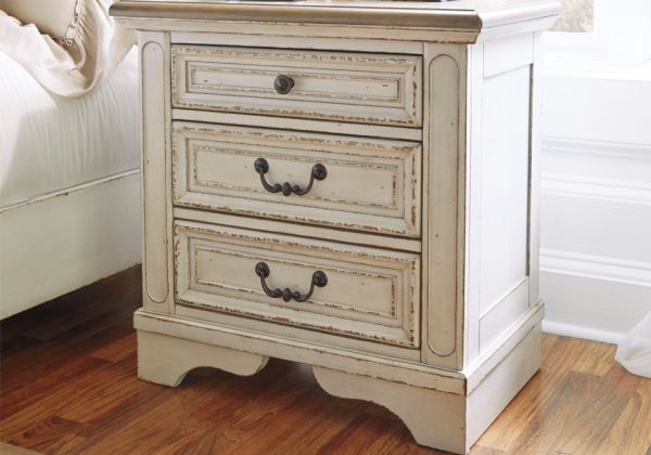 Realyn Two-Tone 3-Drawer Night Stand