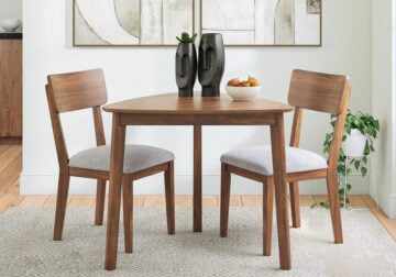 Tameride Brown 3pc. Triangle Dining Set